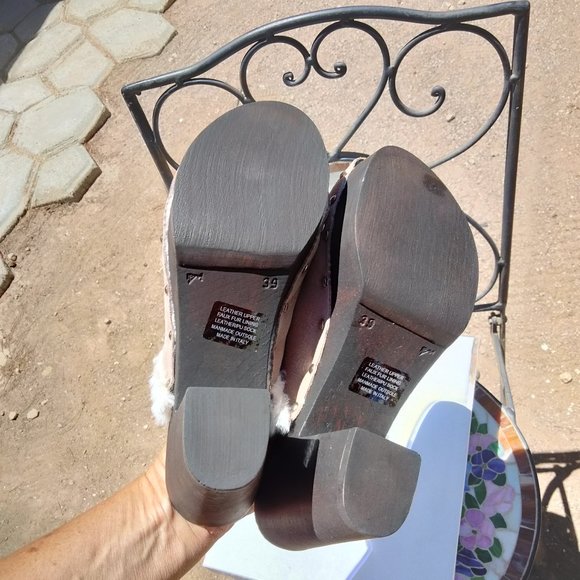 CHARLES DAVID Faux Fur Trim Studded Mules Clogs Taupe Suede NOS EU Size 39 - Picture 7 of 10